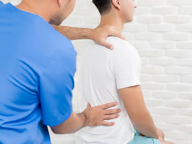 Shoulder Pain Treatment Near Me in Rockford, IL. Chiropractic Exam For Shoulder Pain Relief.